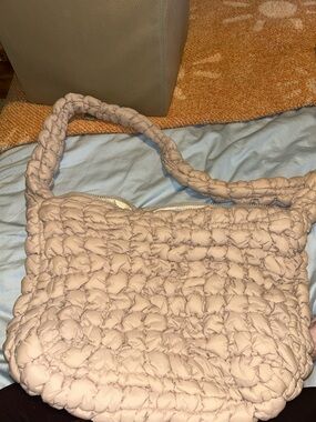 Quilted Padded Shoulder Bag - light pink